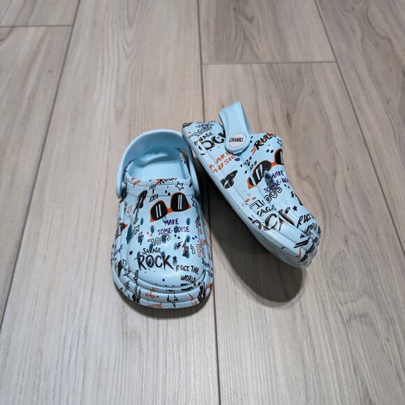 Unisex Cool slip-on clogs sizes 2yrs to 8yrs, waterproof colorful and cute - Picture 7 of 13